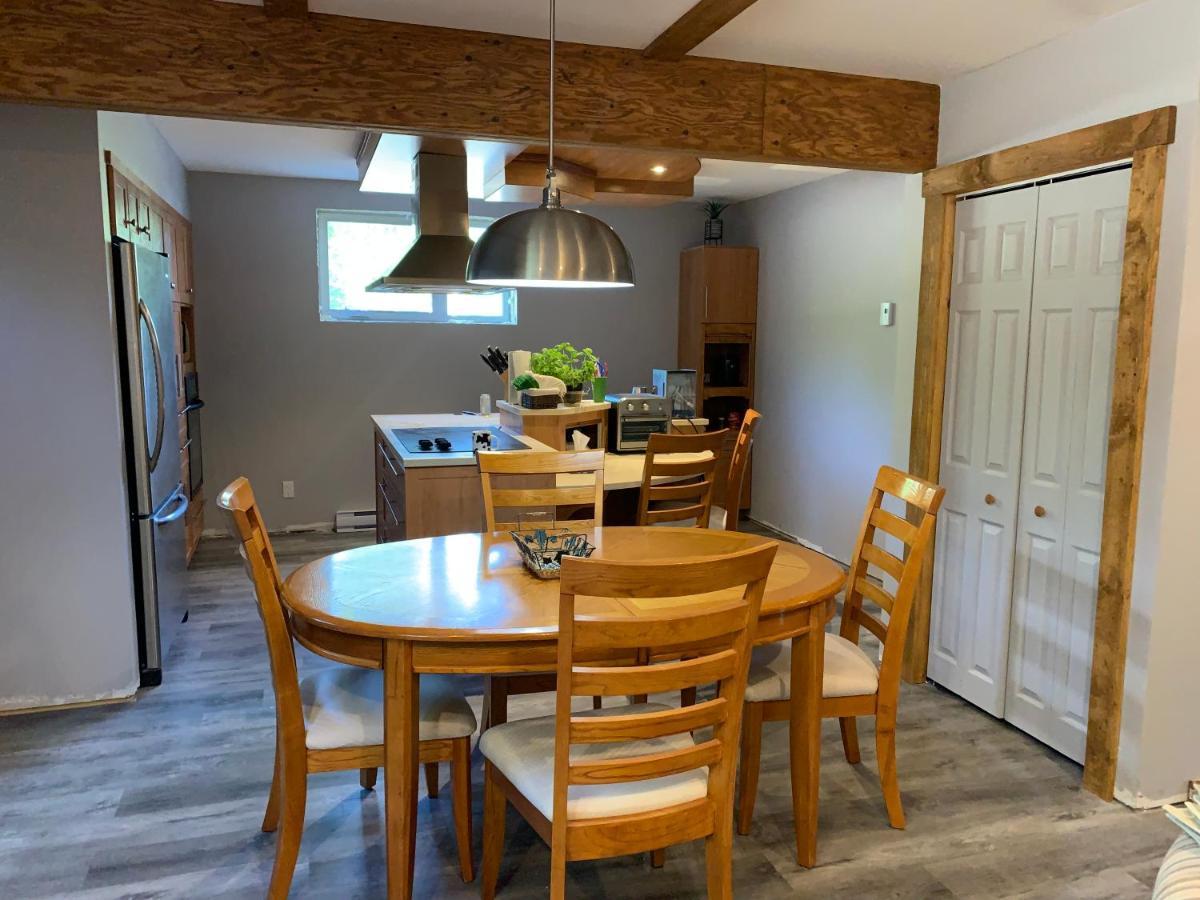 Appartement Mont Edouard, Hebergement Paisible A La Montagne LʼAnse-Saint-Jean Dış mekan fotoğraf
